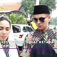 Ussy Sulistiawaty sebut Ririn Ekawati adalah sosok wanita yang tak pernah mengeluh saat merawat suaminya yang sedang sakit.