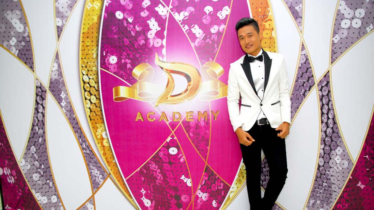 Deswa D'Academy, Anak Nelayan Dendangkan Gadis Malaysia