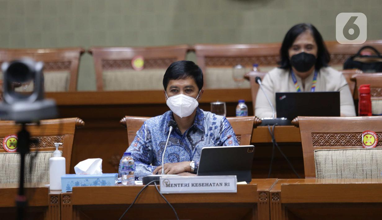 Wakil Menteri Kesehatan Dante Saksono Harbuwono mengikuti rapat kerja dengan Komisi IX DPR di Kompleks Parlemen, Senayan, Jakarta, Senin (23/5/2022). Rapat membahas kondisi terkini kasus hepatitis akut dan langkah-langkah penanganannya dan membahas persiapan transisi pandemi menuju endemi termasuk penanganan emerging desease. (Liputan6.com/Angga Yuniar)