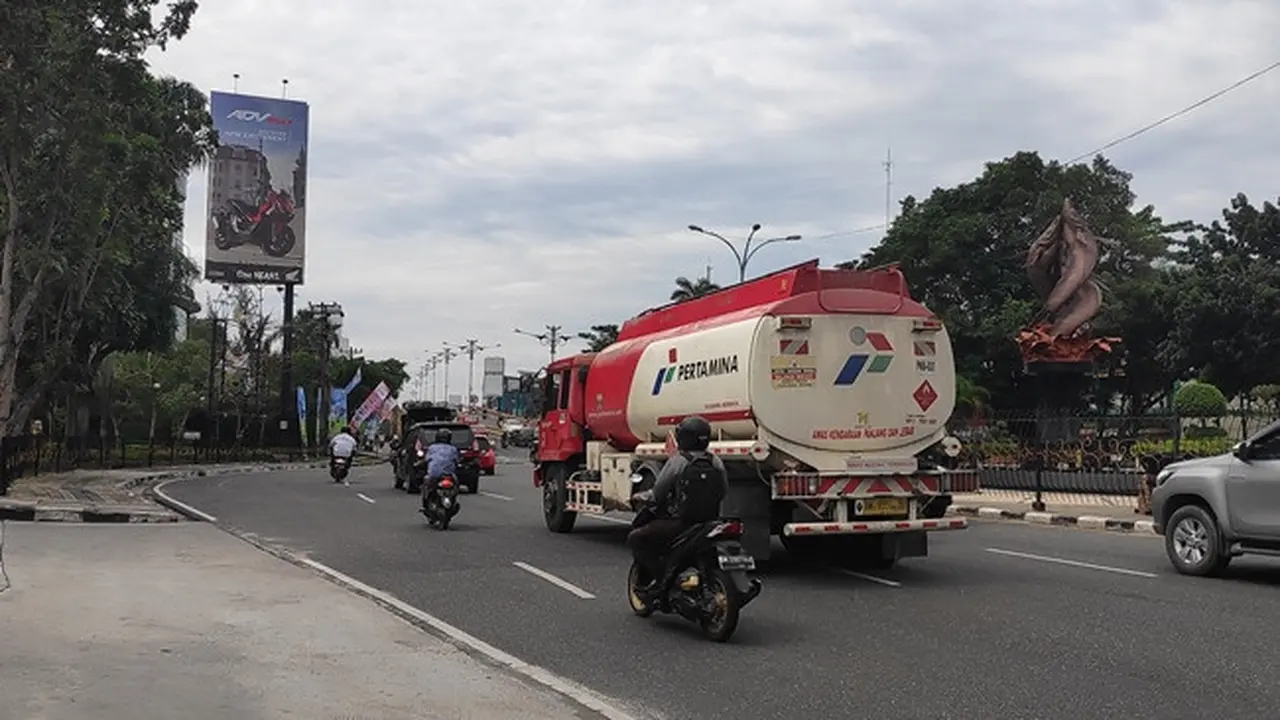 Kondisi terkini Kota Pekanbaru setelah bebas kabut asap karena instensitas hujan yang mengurangi titik panas.