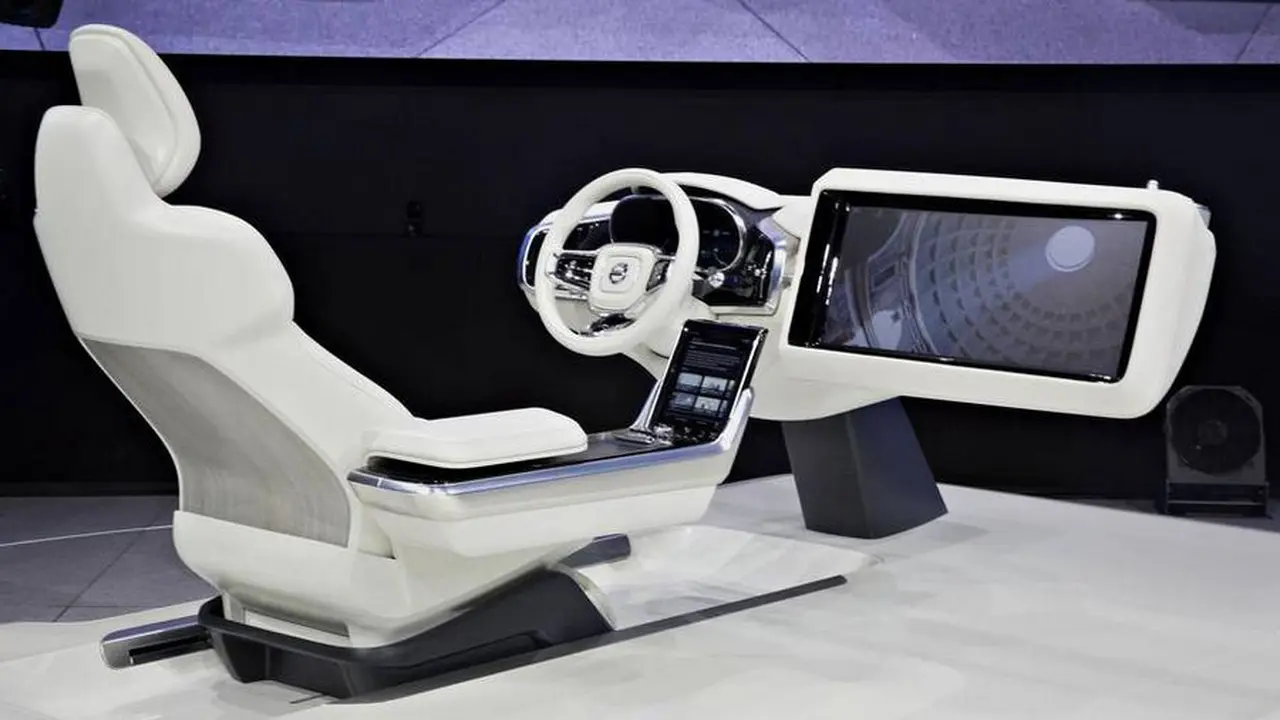 Konsep Interior Mobil Cerdas Ala Volvo