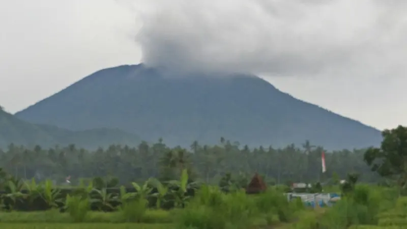 Gunung Agung erupsi lagi