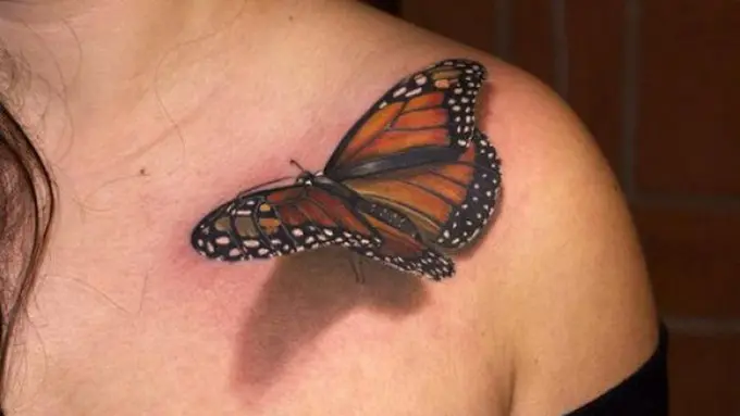 [Bintang] 10 Tato Unik yang Bikin Kamu Kecele, Mana Paling Kece?