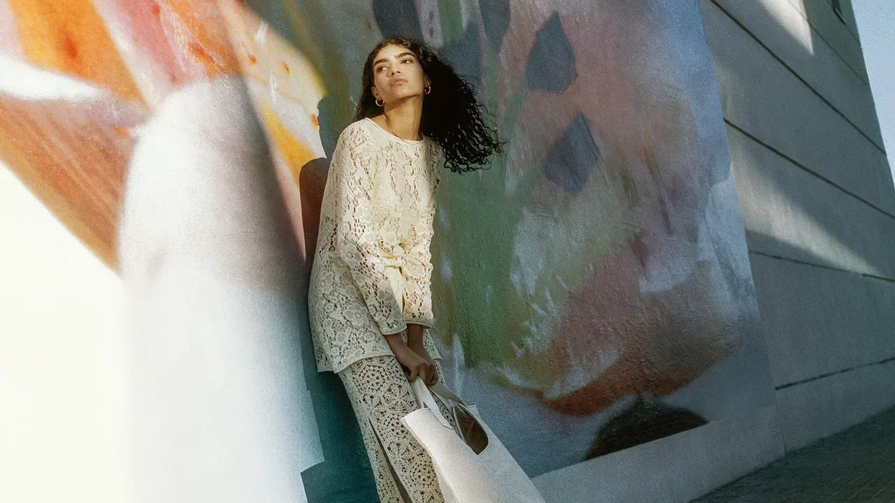 Intip Koleksi Spring/Summer 2022 dari H&M yang terbuat dari bahan daur ulang