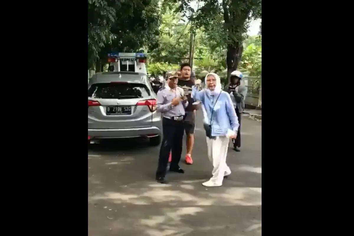 [Bintang] Ratna Sarumpaet