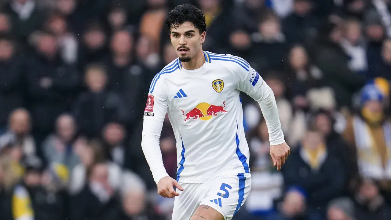 Bek Leeds United, Pascal Struijk.