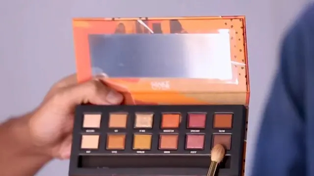 Fimela with Barry x iStyle.id Hadirkan Inspirasi Makeup Blushy dan Ombre Lips yang Cantik Banget (4)