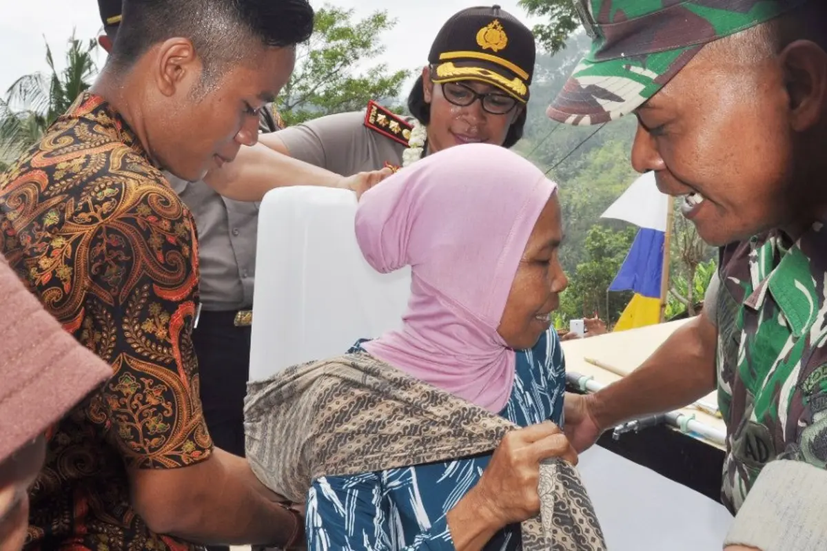 Ibu-Ibu Silangit Tak Perlu Lagi Bermalam untuk Antre Air Bersih
