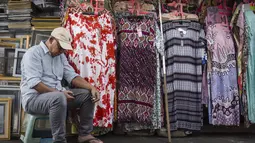 Penurunan ini dipengaruhi melemahnya daya beli masyarakat serta menurunnya kinerja industri nasional. (BAY ISMOYO/AFP)
