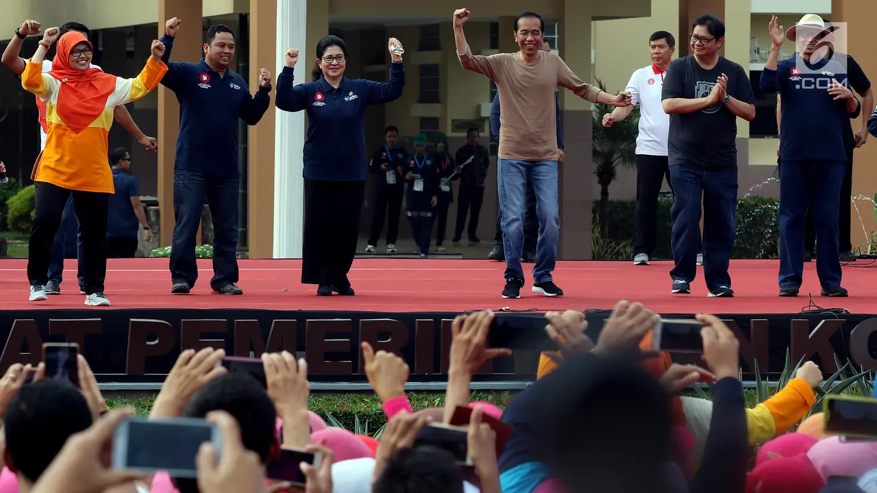 Presiden Jokowi Senam Bareng Warga Kota Tangerang