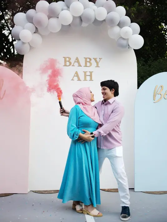 Acara Gender Reveal Aurel (Instagram/aurelie.hermansyah)