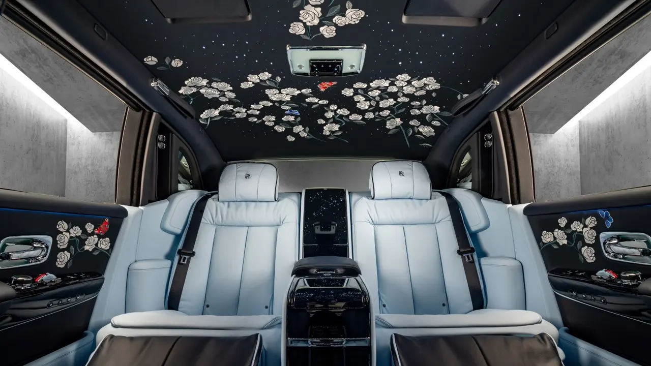 Rolls-Royce Rose Phantom