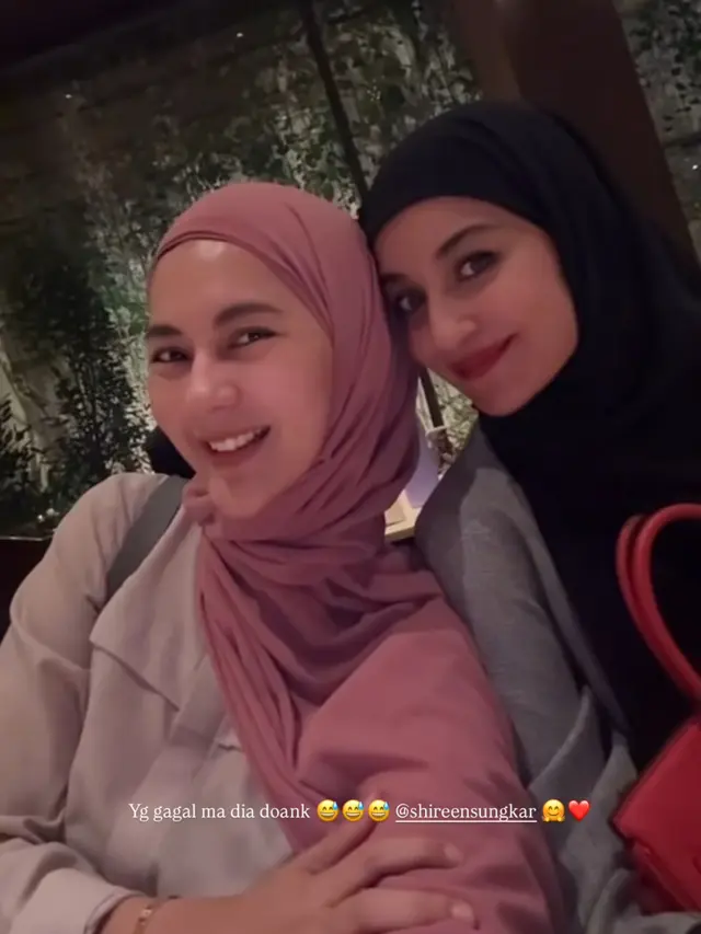 Gaya Geng Cendol Kembali Berkumpul Kocok Arisan. [@paula_verhoeven]