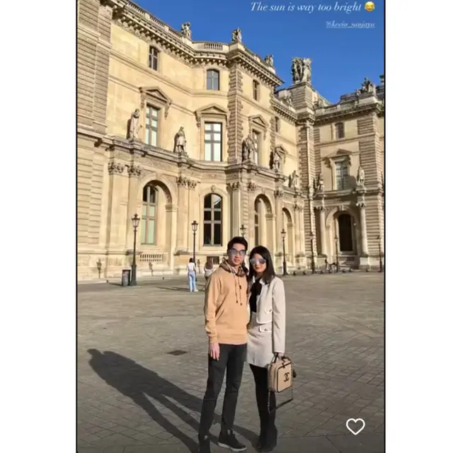 6 Potret Kevin Sanjaya dan Valencia Tanoe di Paris, Sedang Persiapkan Pernikahan