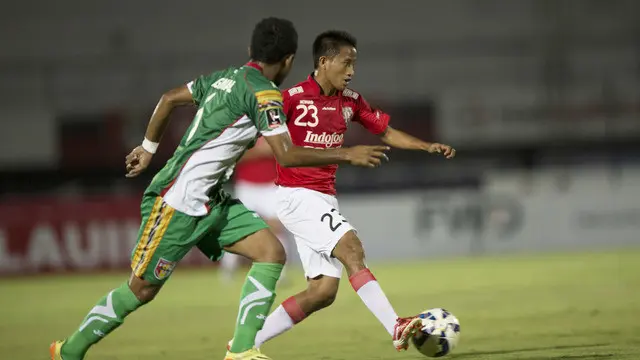 Eks Bali United, Bayu Gatra mulai gerah dengan konflik yang terjadi di sepak bola Indonesia. Ia dikabarkan diminati klub papan atas Liga Australia, Brisbane Roar.