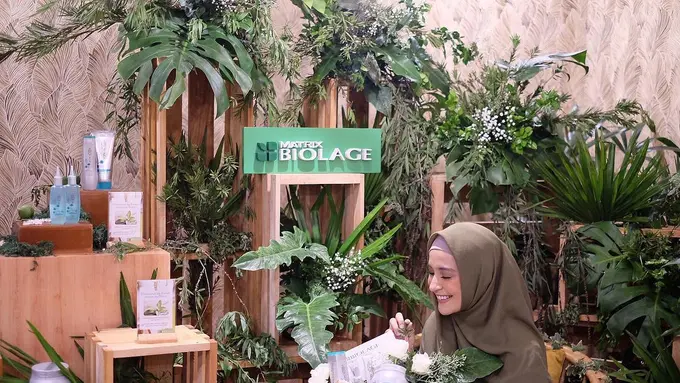 Perawatan rambut perempuan berhijab