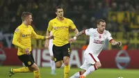 Gara-gara Ulah Fans, 2 Klub Ini Kena Denda Besar