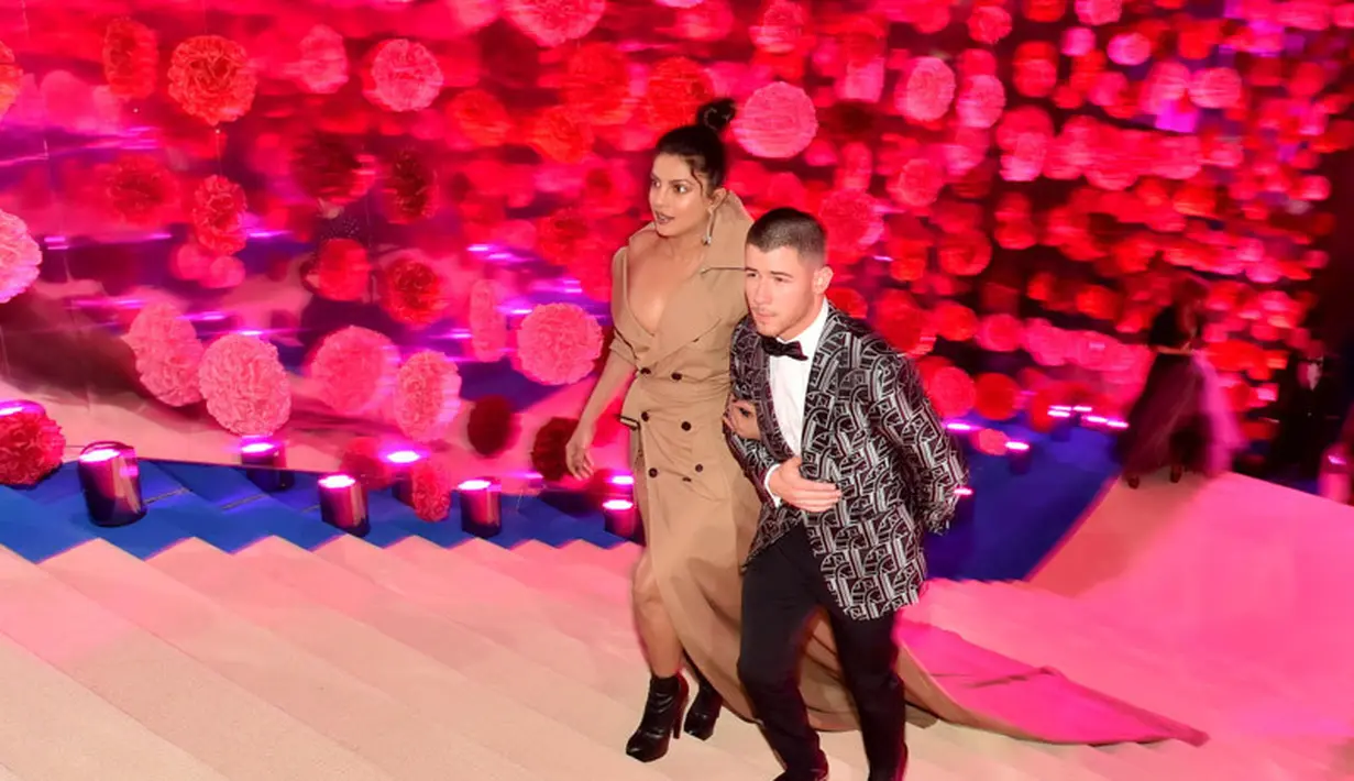 Lewat akun Instagram, Nick dan Priyanka pun berbagi kebahagiaan mereka. (ANDREW H. WALKER-REX-SHUTTERSTOCK/HollywoodLife)