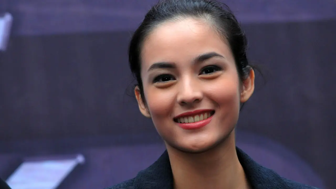 Akibat video bugil mirip dirinya, Chelsea Islan diburu di internet.