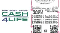 Ilustrasi karcis lotere Cash4Life. (Sumber njlottery.com dan palottery.state.pa.us)