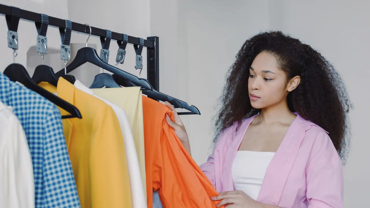 Bukan Sekadar Tampil Stylish, Dopamine Dressing Bantu Mengekspresikan Mood Lewat Outfit
