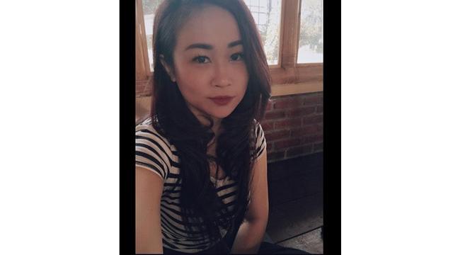 Jarang Tersorot, Ini 6 Potret Juliana Istri Pelawak Peppy