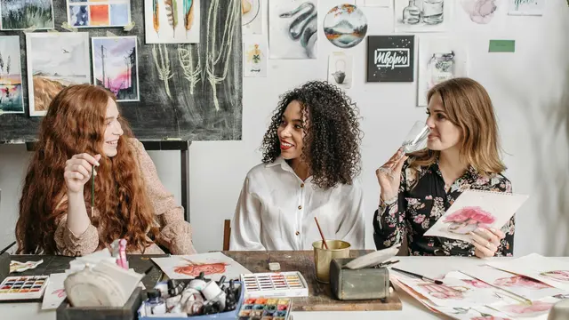 Sahabat sejati selalu mendukung perubahan dalam hidupmu