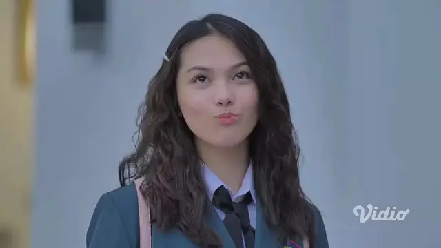 Perankan Karakter Ganda, Ini 7 Potret Aisyah Aqilah dalam Sinetron Janet & Jamilah