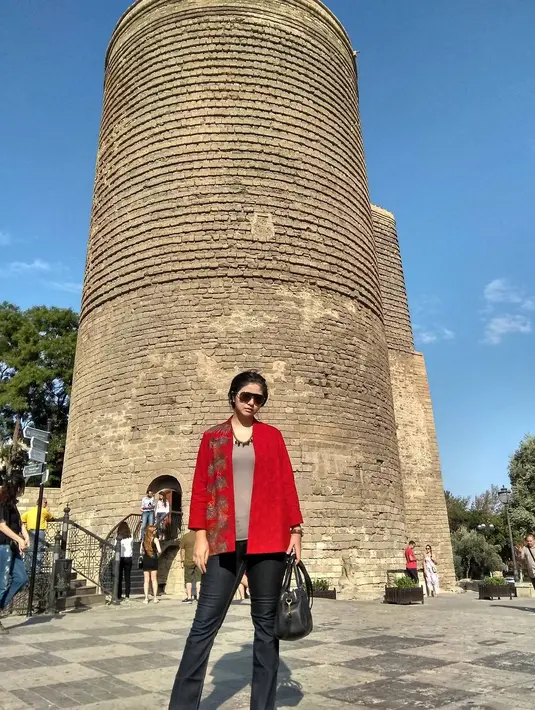 (Instagram/qorysandioriva)