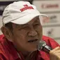 Atlet bridge Indonesia, Bambang Hartono, memberikan keterangan pers di JiExpo Kemayoran, Jakarta, Rabu (22/8/2018). Orang terkaya Indonesia itu optimis mampu sumbang medali emas Asian Games. (Bola.com/Vitalis Yogi Trisna)