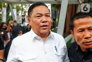 Nama SF Hariyanto menjadi sorotan usai istrinya, Adrias, viral memamerkan harta dan gaya hidup mewah di media sosial. (Liputan6.com/Angga Yuniar)