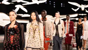 Chanel Summer 2027 Menelusuri Beragam Wajah Gabrielle Chanel Lewat Busana