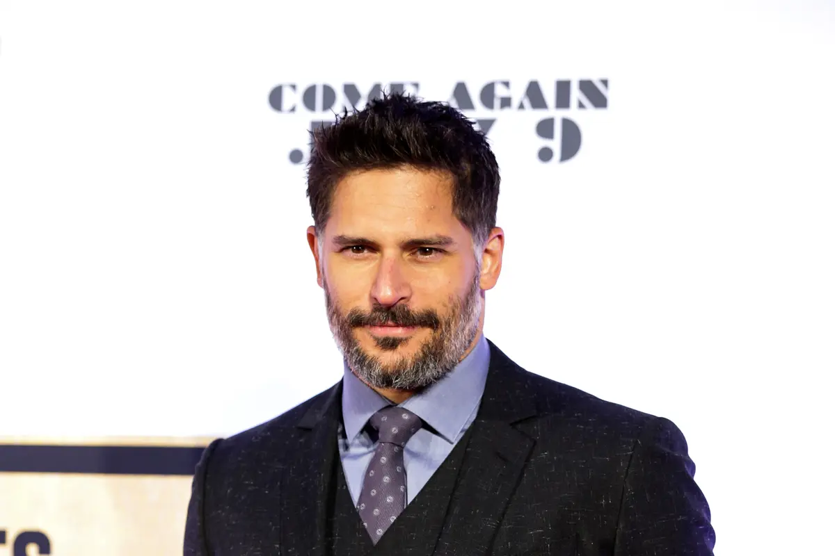 [Bintang] Joe Manganiello