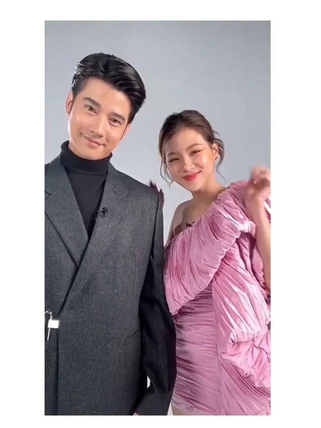 7 Potret Mario Maurer dan Baifern Pimchanok, Reuni di Ai Love You Setelah 12 Tahun