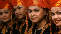 Wanita di 9 Daerah Ini Punya Kuasa Lebih Tinggi dari Lelaki