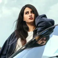 ilustrasi kepribadian perempuan/Photo by reza gholami on Unsplash