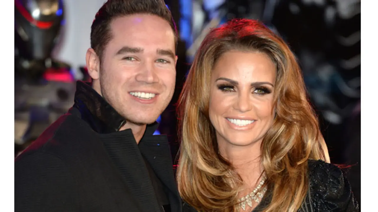 Kekhawatiran Katie Price terhadap Suami yang Kecanduan Seks
