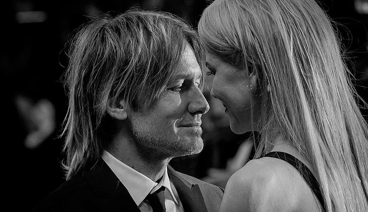 Menikah dari tahun 2006, Nicole Kidman selalu mesra dengan Keith Urban. Keith sendiri mengatakan Nicole membantunya lepas dari narkoba. (tasteofcountry.com)