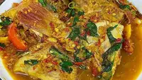 Sajian ikan nila kuah kuning (IG cinta.masak)
