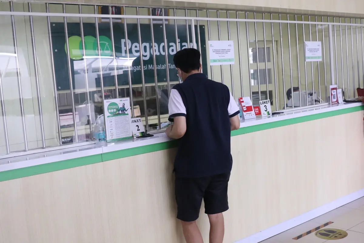 FOTO: Bisnis Gadai Melambung di Tengah Pandemi Covid-19