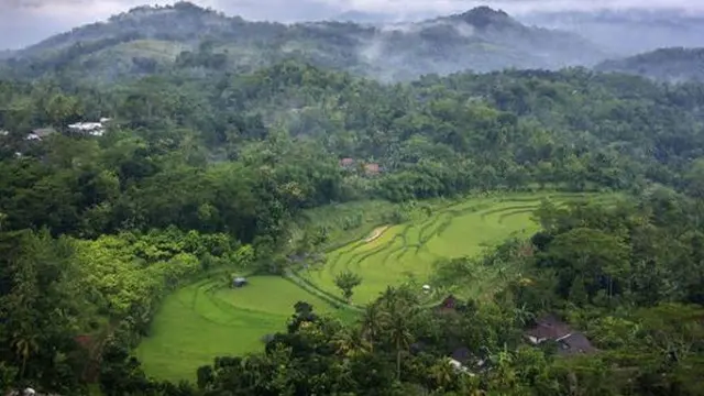 Terpilihnya desa tersebut berdasarkan penilaian telah mampu menjalankan roda perekonomian melalui Desa Wisata dalam Desa Wisata Award 2017.