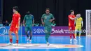 Meski mendapat tekanan di tiga menit pertama, Timnas Futsal Indonesia berhasil unggul lebih dulu lewat aksi Wendy Brian Lindrey (Brian Ick). Tampak dalam foto, Wendy Brian Lindrey (tengah) berlari usai mencetak gol pertama untuk Timnas Futsal Indonesia saat melawan Vietnam pada babak perempat final Piala Asia Futsal 2026 di Indonesia Arena, Kompleks Gelora Bung Karno, Senayan, Jakarta, Selasa (3/2/2026). (Bola.com/Bagaskara Lazuardi)