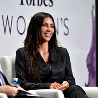 “Aku pun sama, aku hanya manusia biasa, ada banyak hal yang bisa melukai perasaanku,” tambah Kim Kardashian. (AFP/Bintang.com)