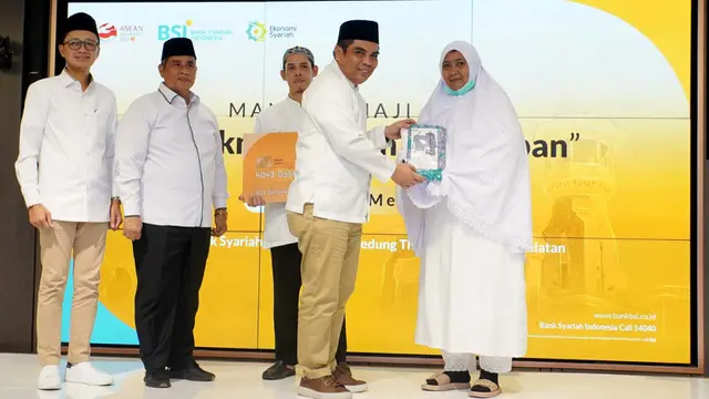 165 RIbu Calon Jemaah Haji Indonesia Ikuti Manasik Akbar