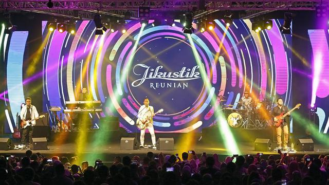 [Fimela] Konser Jikustik Reunian