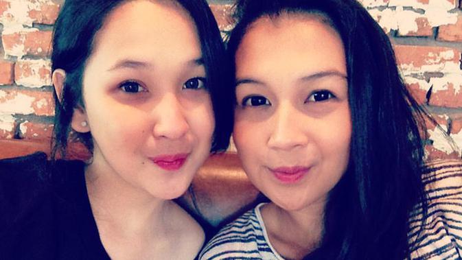 Menurut netizen di komentar unggahan Instagram Sandra, Agatha Pricilla dan kakanya  memiliki mata dan senyuman yang mirip. (Liputan6.com/IG/@alexandrancilla)