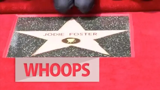 Aktris sekaligus sutradara Jodie  Foster mendapatkan penghargaan bergengsi. 