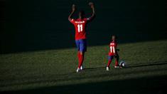 Jackson Martinez resmi menjadi striker Atletico Madrid. Ia ditransfer dari FC Porto seharga 35 juta Euro.