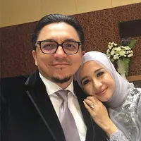 Setelah 5 bulan berpacaran, Laudya Cynthia Bella dan Engku Emran pun memutuskan untuk menikah pada 8 September 2017. (Foto: instagram.com/laudyacynthiabella)