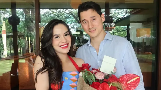 Nino Fernandez Resmi Jadi Ayah, Momen Bayi Pertama Steffi Zamora